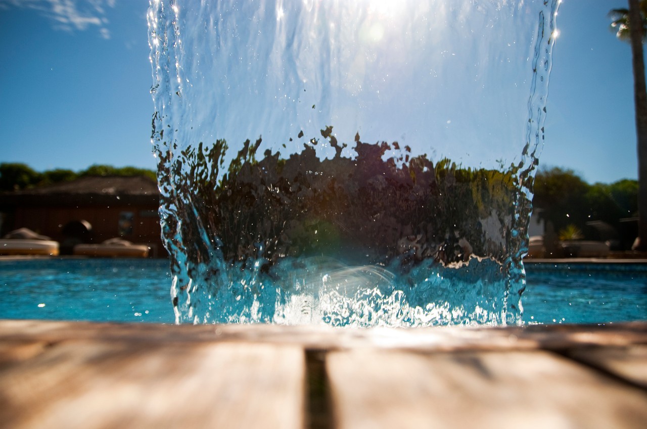 Swiming pool in paradise